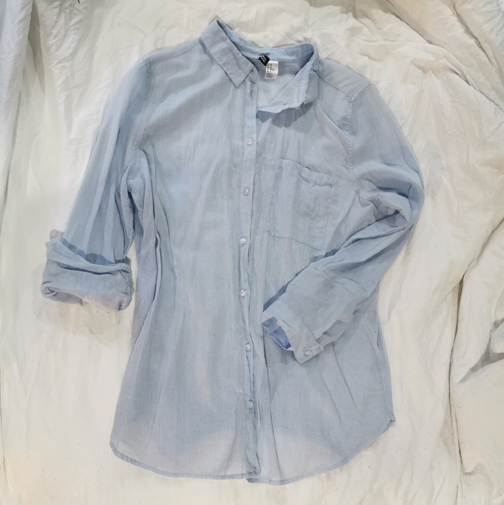 H&M / Blue striped light dress shirt